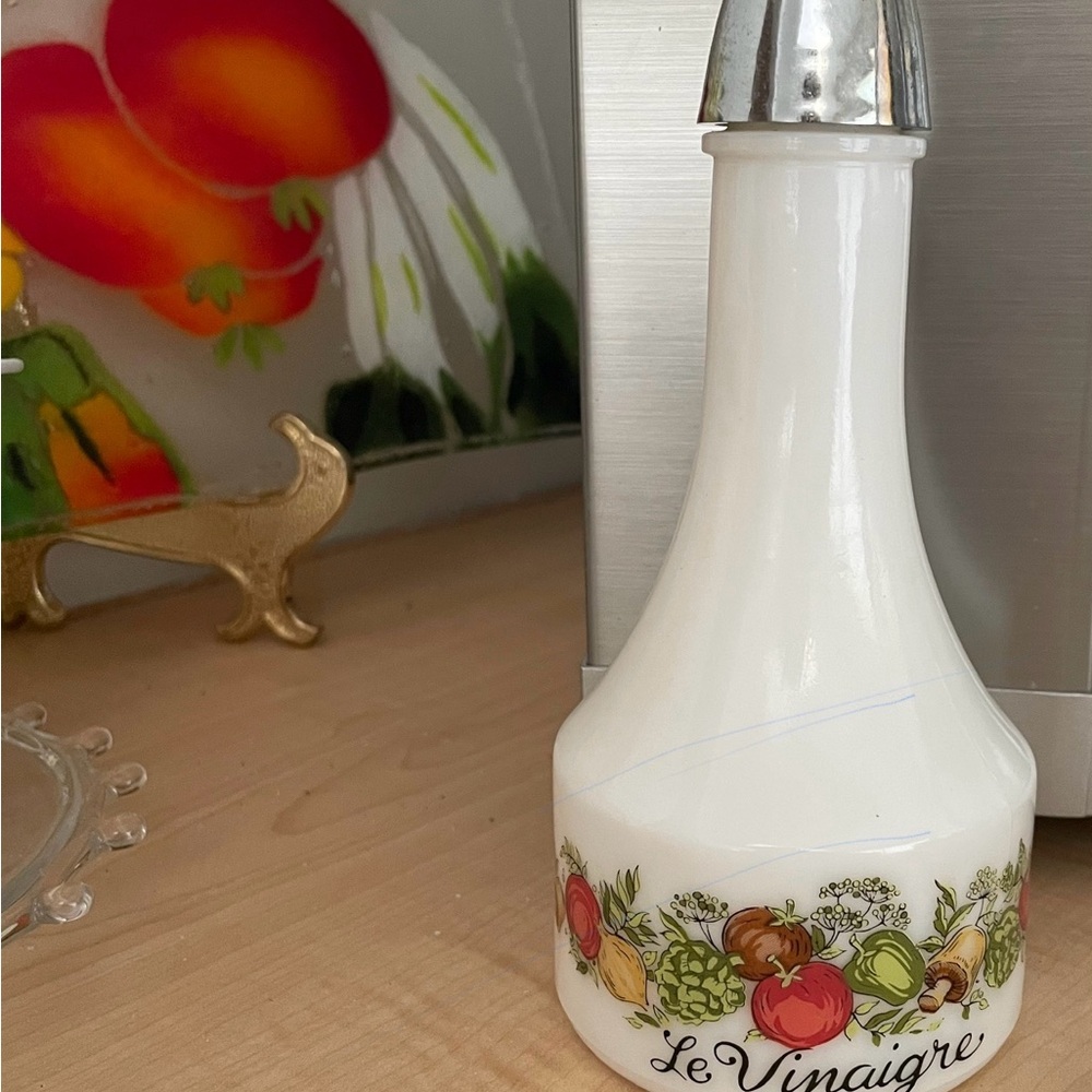 Spice of Life Vintage Oil Dispenser - Picture 2 of 6